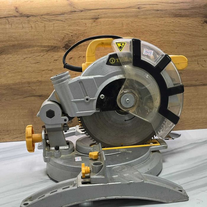 CB47/Пила торцовочная TEXA T52101 /SK150512