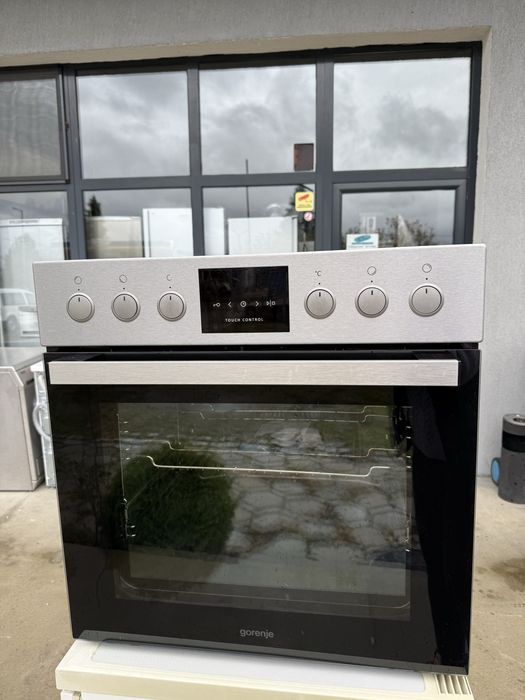 Фурна за вграждане Gorenje Инокс + керамичен плот
