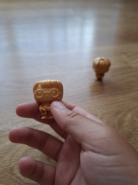 Figurine Harry Potter golden Kinder joy (2 bucăți)