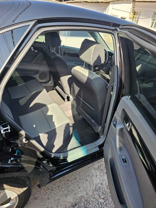 Продам авто Жентра срочно!