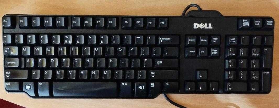 Tastatura pc Dell + Mouse Genius + Microfon Apollo + micro sd 1 GB