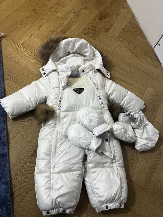 Продам детский комбенизон размер 68(6-9мес)