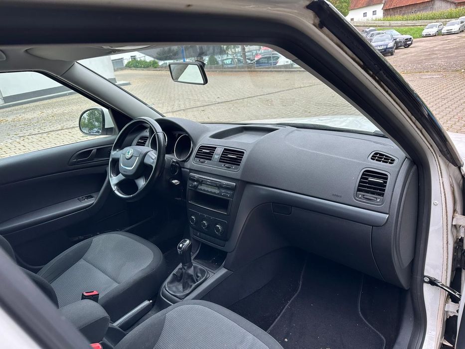 Vând Skoda Yeti 2012 1.4 turbo benzina 110.000 km