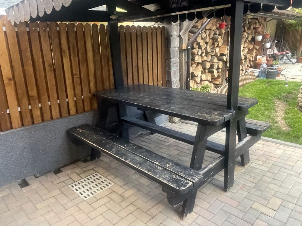 Promotie weekend Masa cu bancute si acoperis gradina