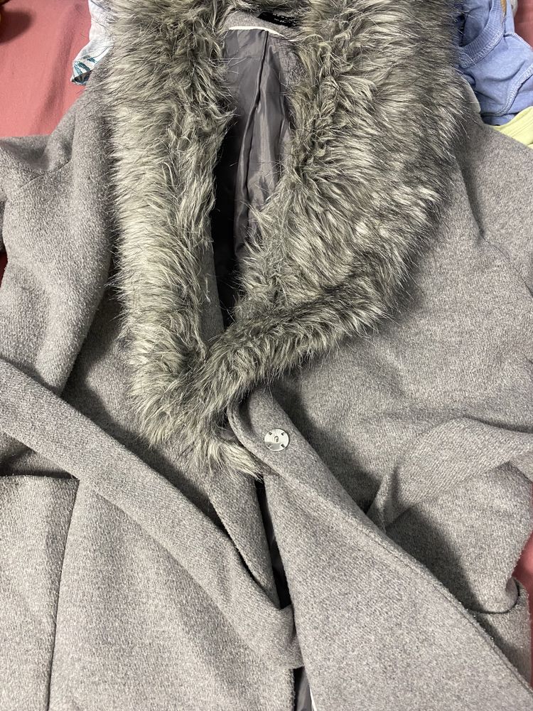 Дамско палто Reserved