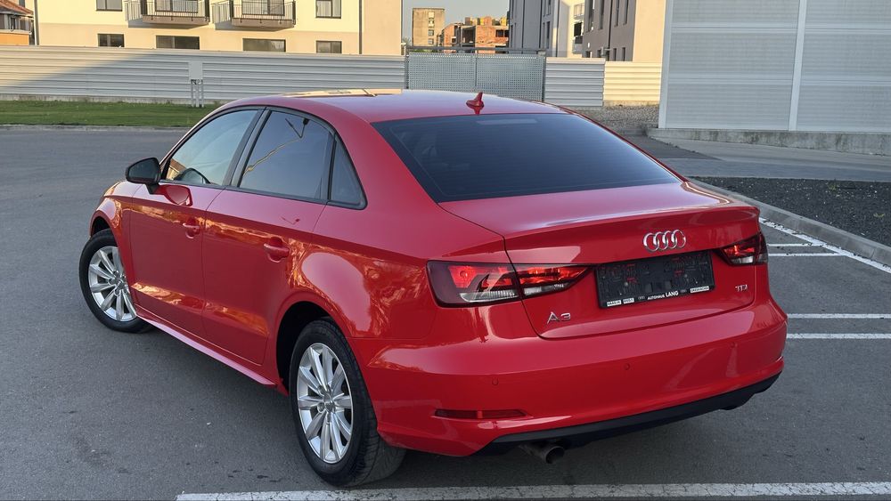 Audi A3 , berlina , 1.6 tdi , euro 6 , 120 000 km verificabili