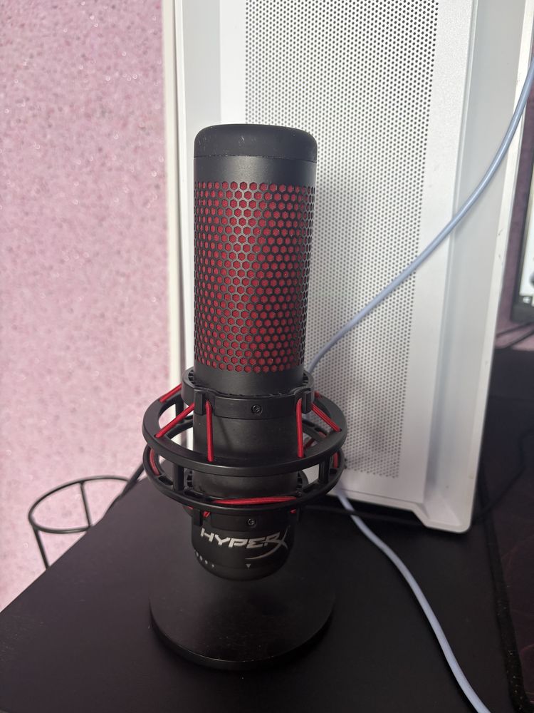 Микрофон HyperxQuadcast