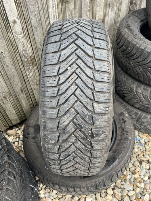 Anvelope iarna 205 60 16 (100 lei buc)