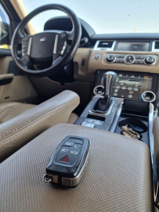 Range rover sport 2011