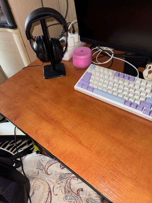 Компьютерный стол 10000