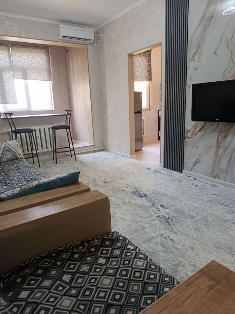 Ялангач Продается квартира 2/2/4 балкон 1.5*3 можно под ипотеку