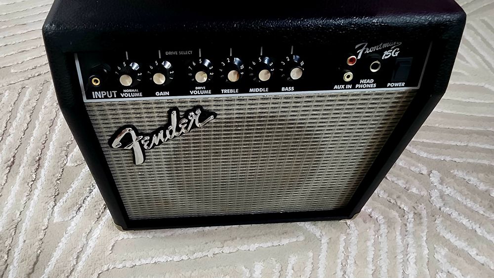 Amplificator Fender Forman 15G