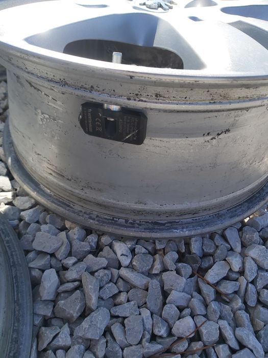 4x108..17.цола 7j..ET29 оргинални Пежо