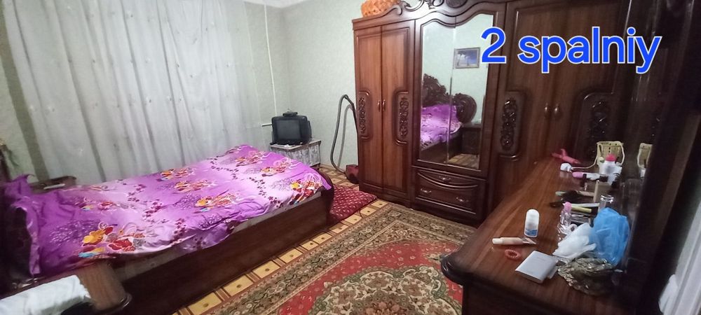 Uy sotiladi 3.1 sotixga 2 etajli hovli СРОЧНО narxi kelishiladi