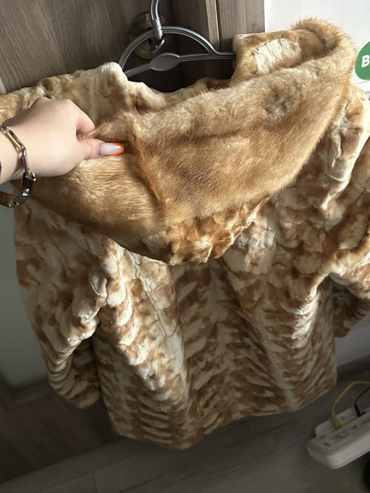 Geaca din Blana Naturala de Vulpe