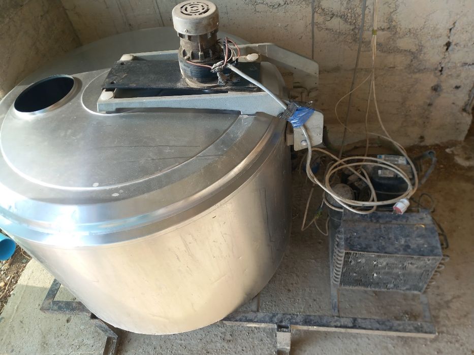 Tank  Racitor  lapte 330L Inox