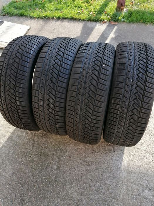 Vând 4 anvelope iarnă continental 235.55.19