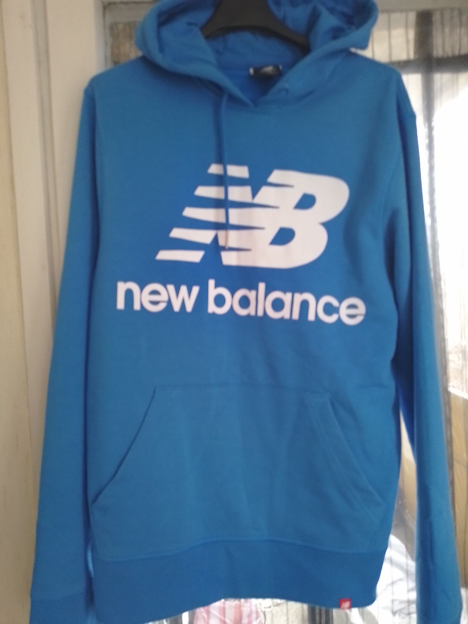 Блузи new balance и cropp