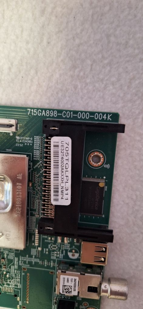 Samsung UE32T4002AK на части