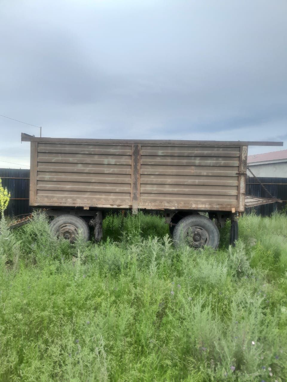 Прицеп сатамын зилге прицеп сатамын на ходу журип тур прицеп зилдин пр