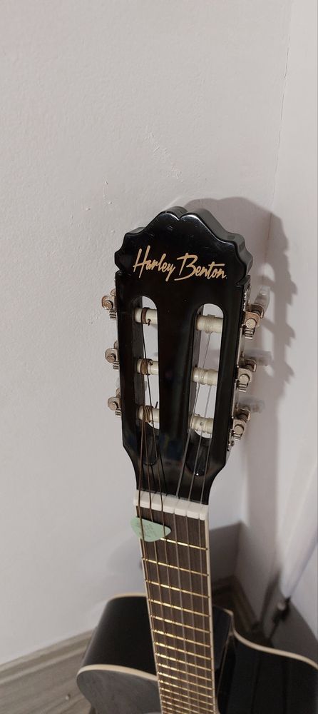 Chitară Harley Benton CG200CE-BK