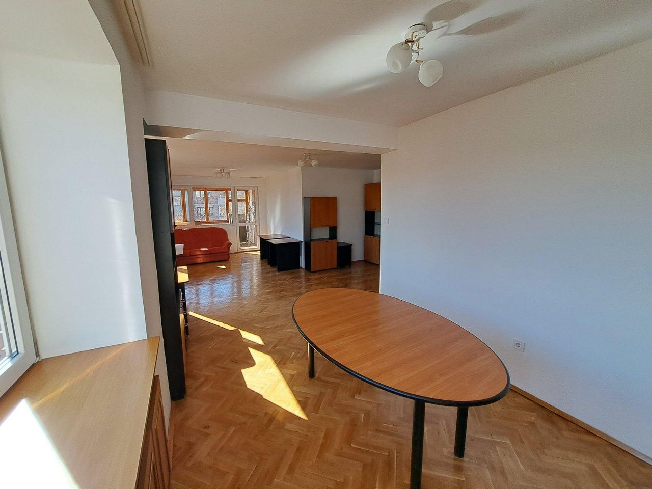 Дава се под наем Четиристаен апартамент в София, Гео Милев - 120 кв.м за 950 € - Снимка #3