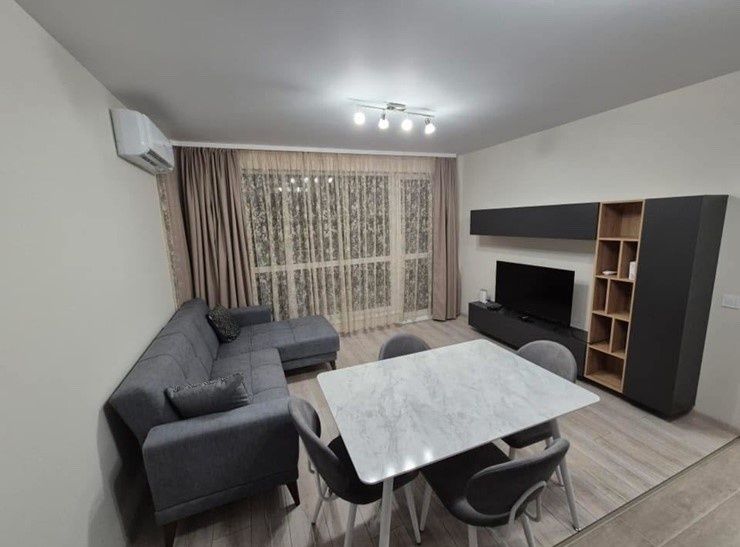 Без посредник! Двустаен обзаведен апартамент с паркомясто Пчелина