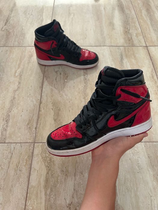 Jordan 1 patent bred, mărimea 38.5