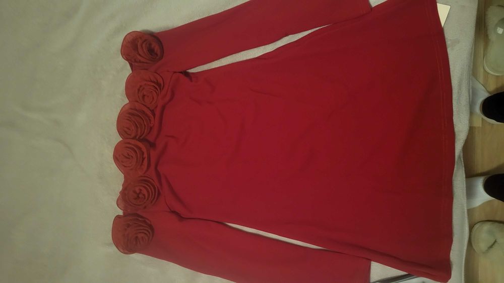 Дамска рокля, червена, отговаря на размер S
