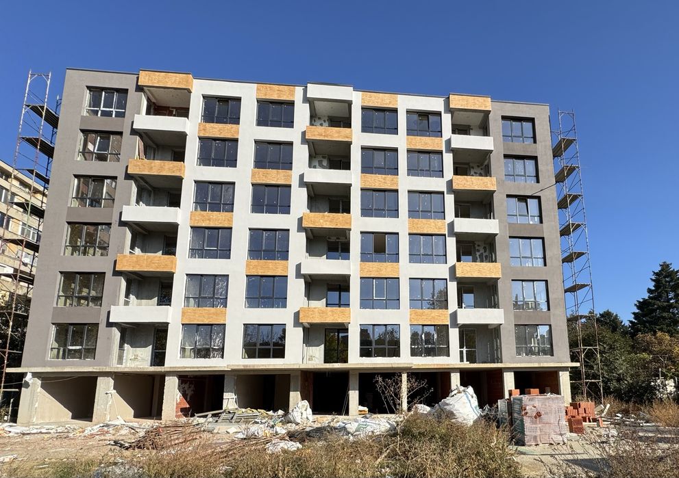 Продава ново строителство в гр. Казанлък