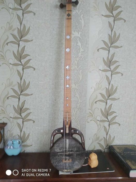 Продается Рубоб с футляром