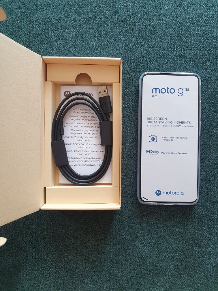 Смартфон Motorola G35 - нов