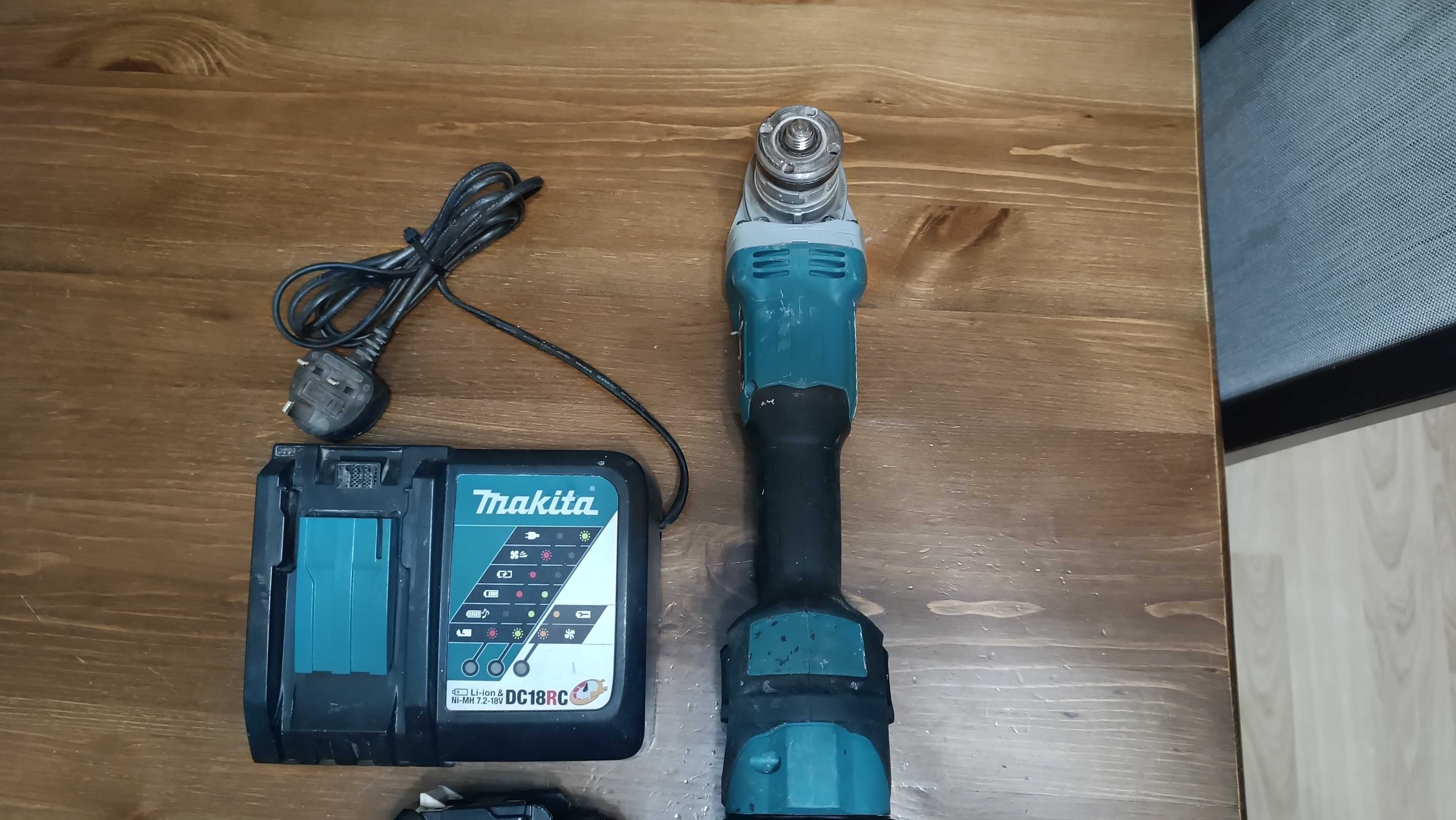 Флекс Makita DGA463