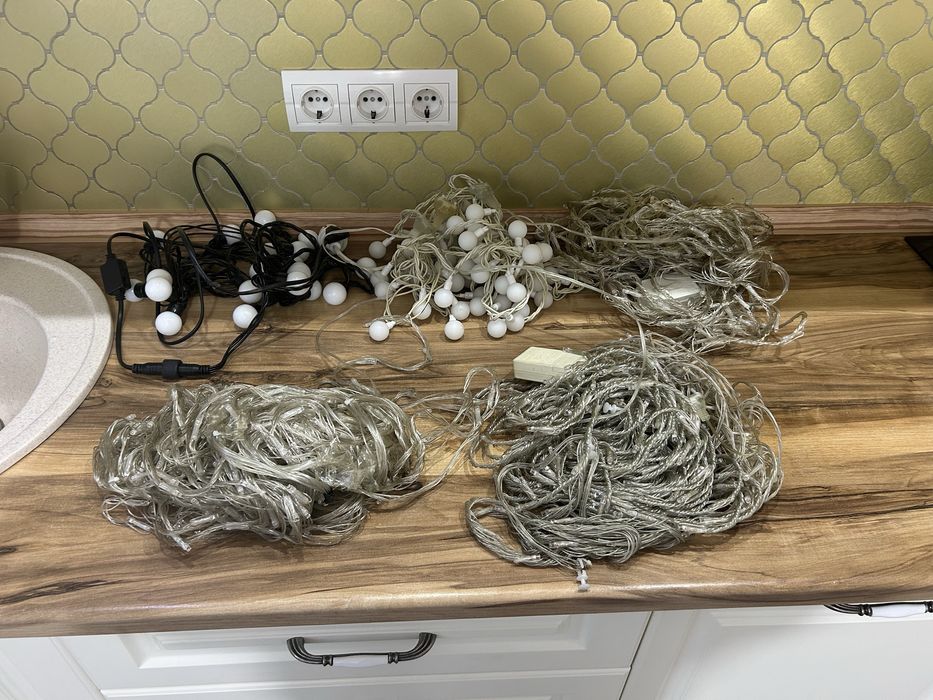 Гирлянды разные 5 шт за 8000