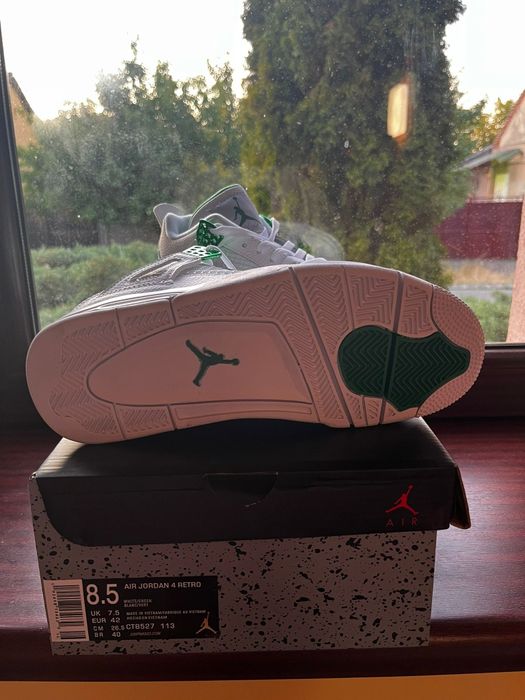 Nike air Jordan 4 retro