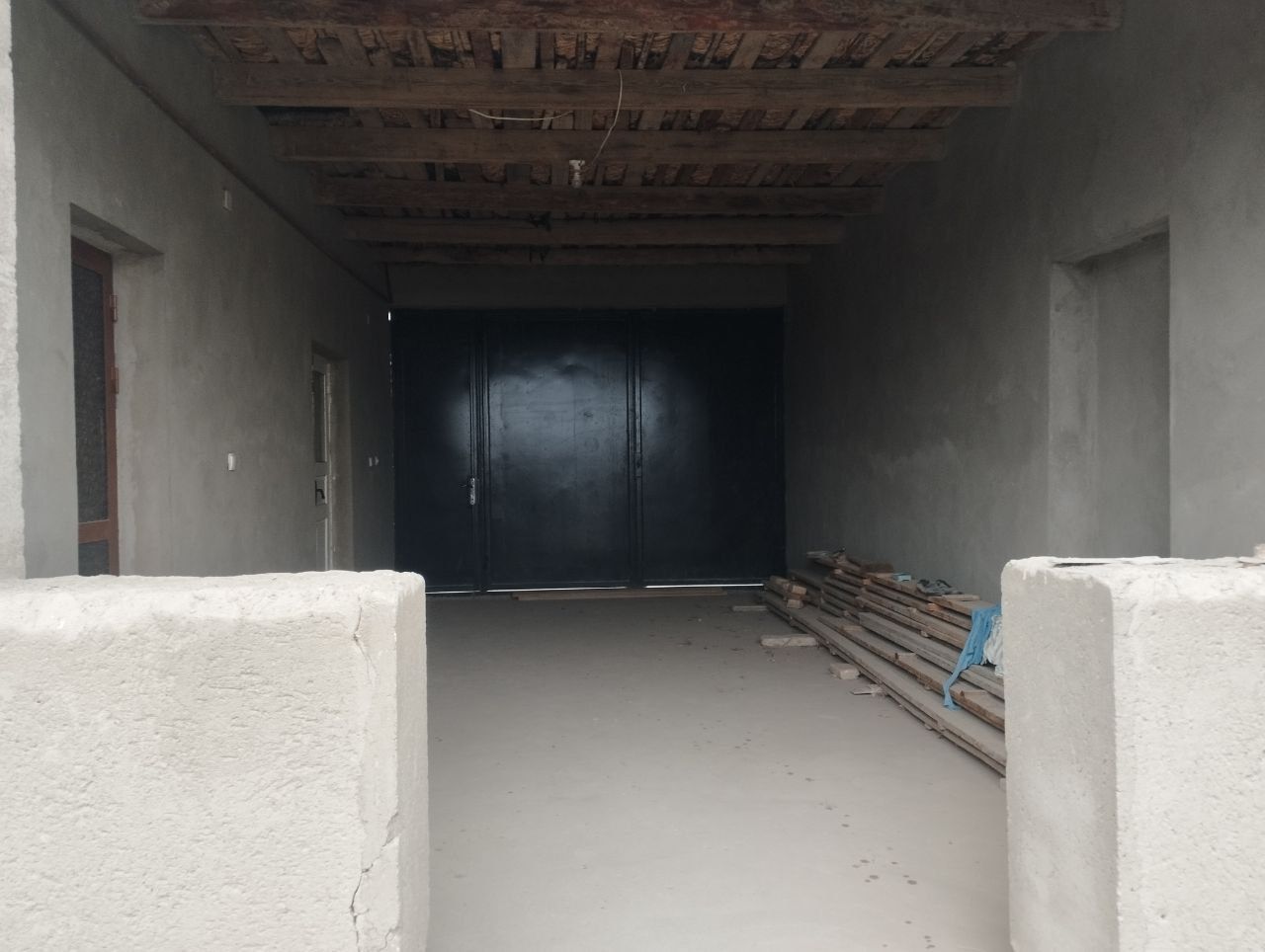 Hovli sotiladi, 8 sotix yashashga tayyor Qarshi, Pargʻuza