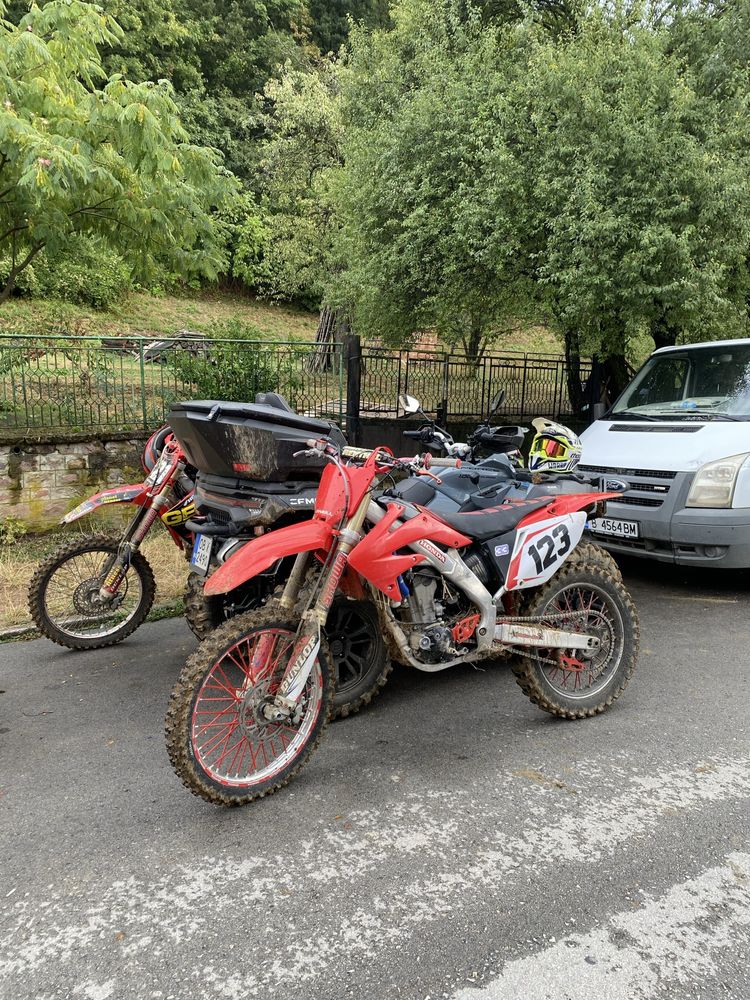 Продава се Honda CRF 250 R
