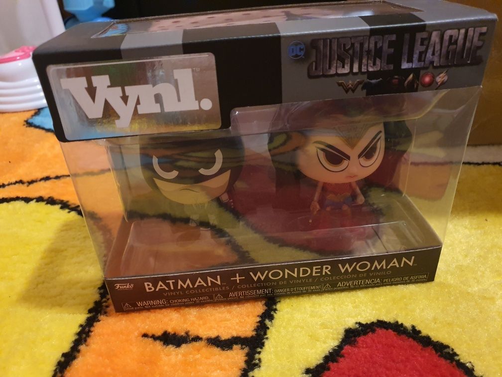 Funko - VYNL 4" pachet de 2: DC: Wonder Woman & Batman Justice League,