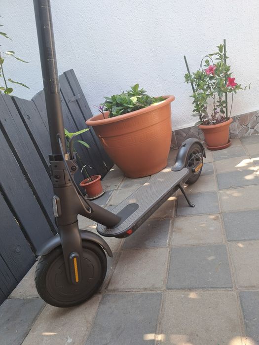 Trotineta xiaomi essential