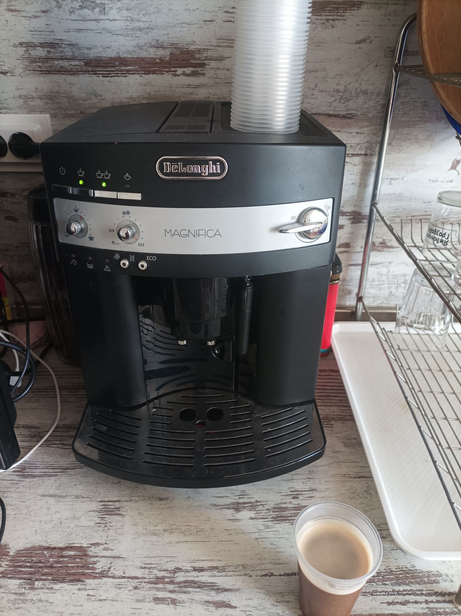 Кафеавтомат Delonghi Magnifica