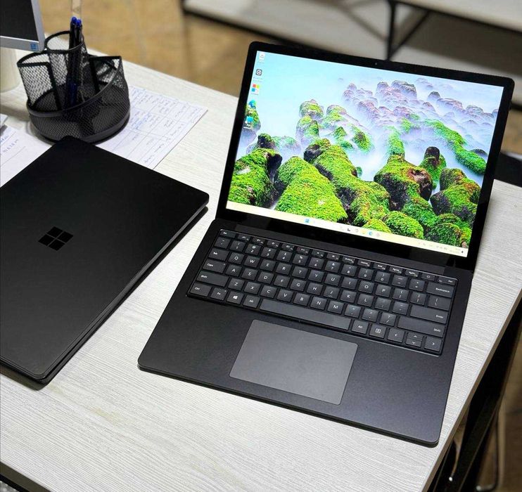 Surface Laptop 4 Black