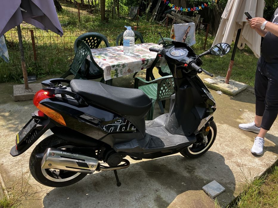 Scuter Ride Omen