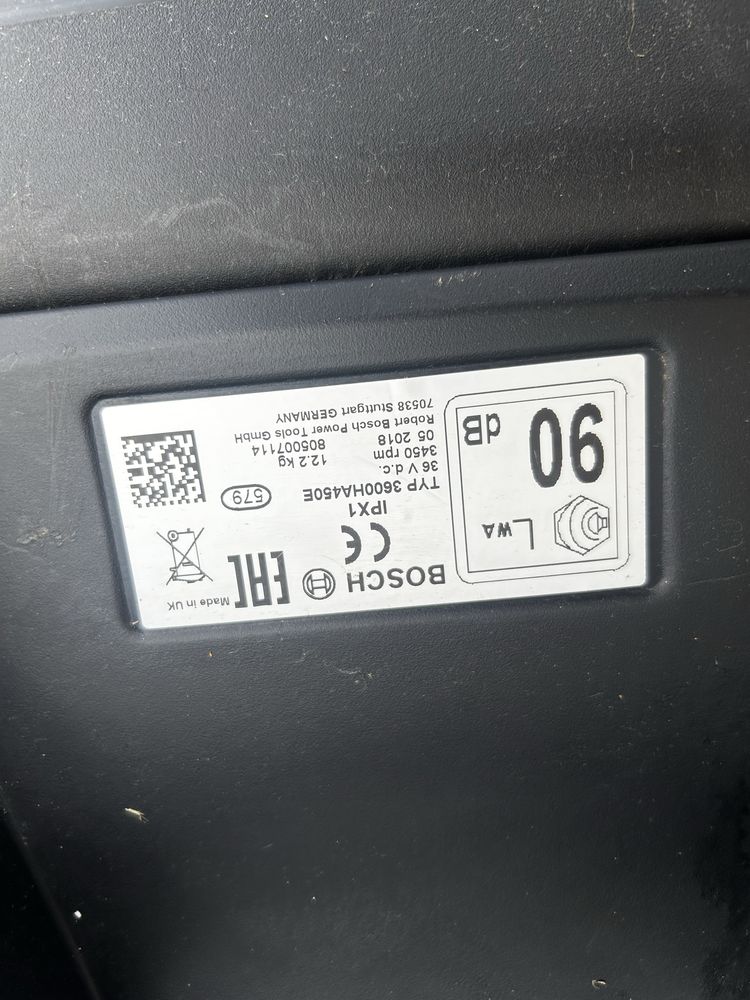 Акумулаторна косачка Bosch rotak 430li