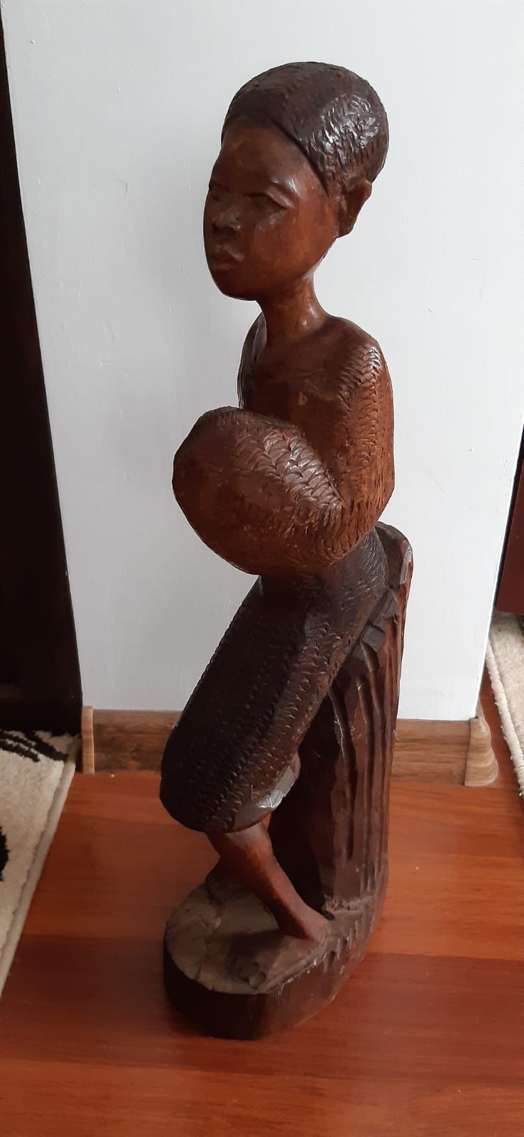 Statuie Vintage din lemn întreg sculptată manual