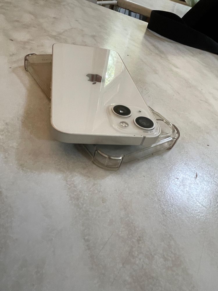 iphone  13 white
