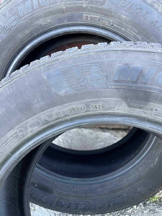 Продавам зимни гуми - Michelin PILOT ALPIN 5 SUV - 225/65/R17