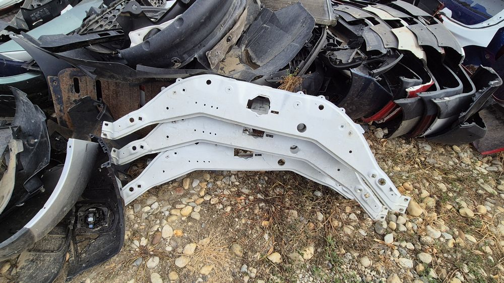 Trager dacia lodgy dokker dezmembrez piese capota bara far stopuri