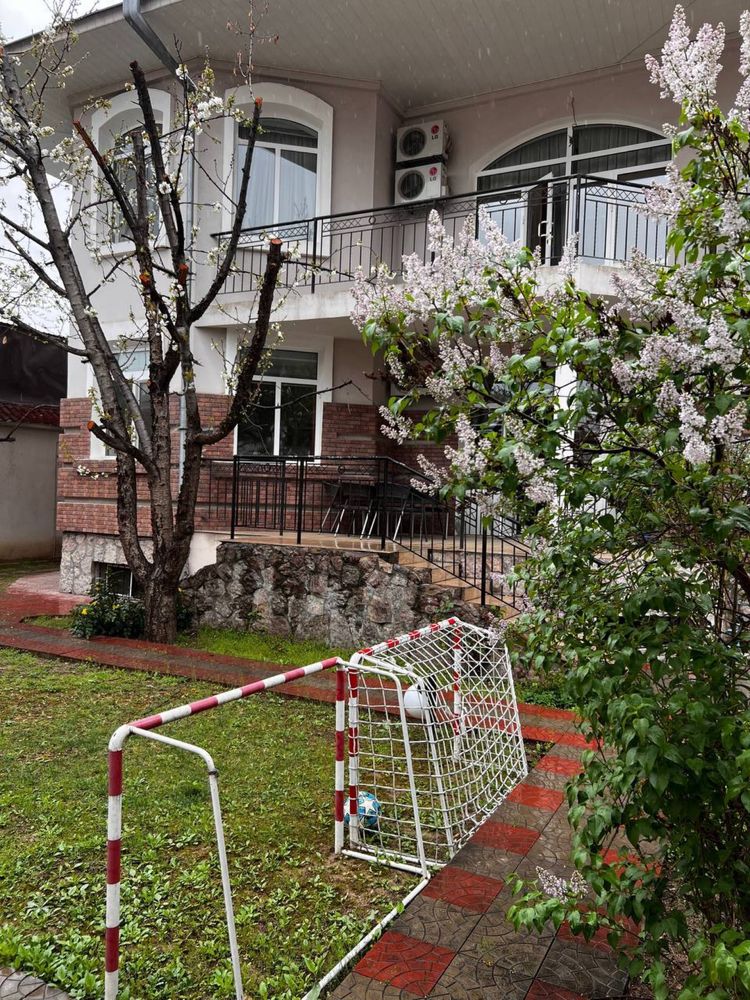Продается Евродом в Яккасарайском р-не 7 соток, 6 комнат. Ивлева ул.