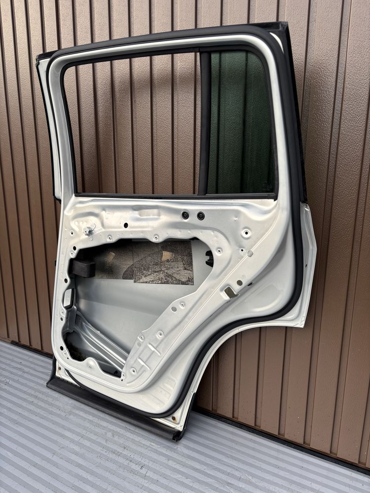 Usa dr spate vw Tiguan 5N Facelift •cod de culoare LR7L•2012-2015