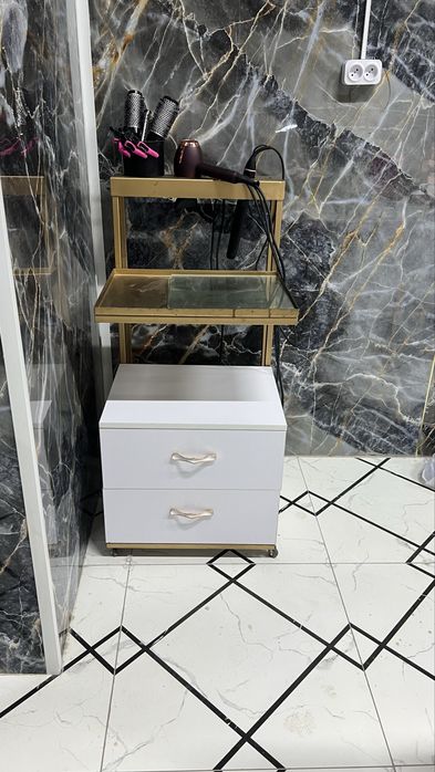 Помащник для мастера